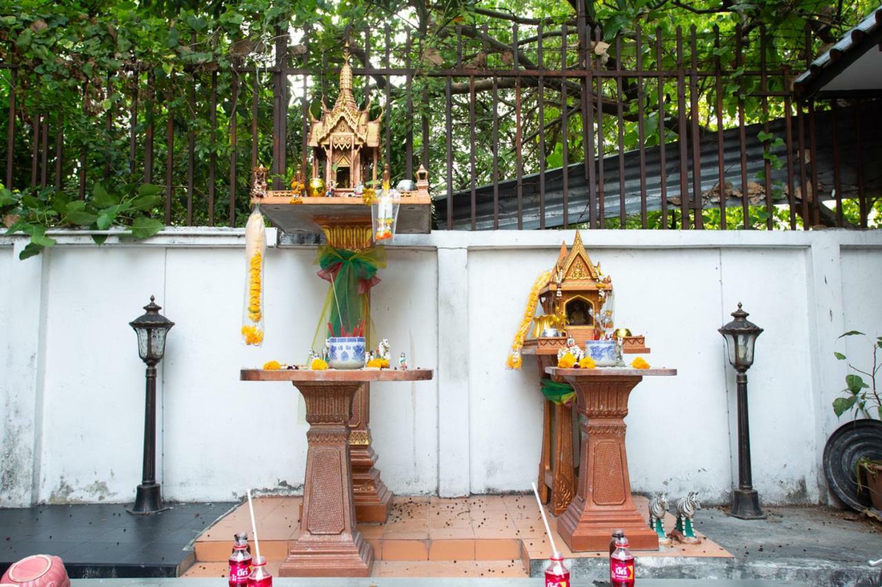 Baan Kashiwaya Hotell Bangkok Eksteriør bilde