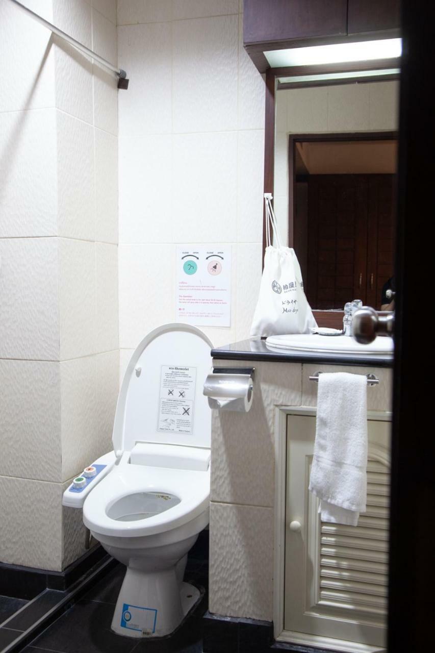 Baan Kashiwaya Hotell Bangkok Eksteriør bilde
